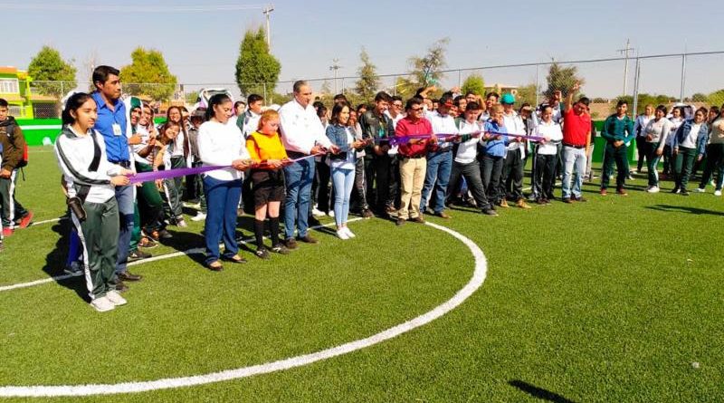 INAUGURAN CANCHA DE FÚTBOL RÁPIDO EN COBAEZ DE NORIA DE ÁNGELES