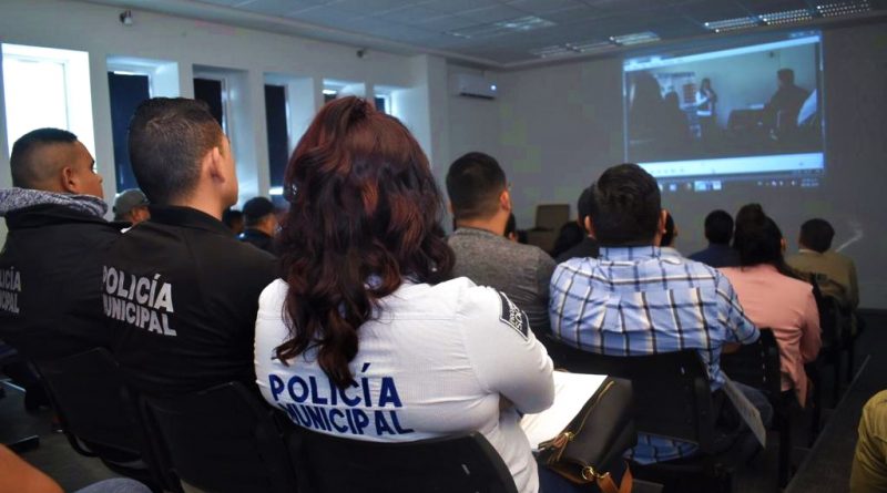 LA FISCALÍA GENERAL DE JUSTICIA DEL ESTADO CAPACITA A LAS DIVERSAS CORPORACIONES DE SEGURIDAD PÚBLICA EN MATERIA DEL MODELO DE LA CREDENCIAL DE ELECTOR