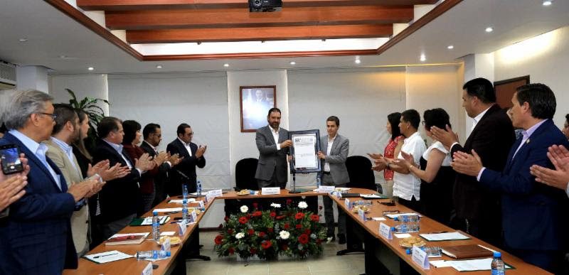 ENTREGA GOBERNADOR PREDIO A ISSSTEZAC PARA SALDAR DEUDA DEL COBAEZ