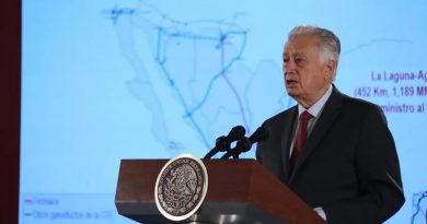 Empresas de energías renovables usan red de CFE y no quieren pagarle: Bartlett Empresas de energías renovables usan red de CFE y no quieren pagarle: Bartlett