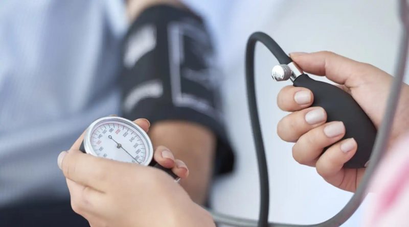 “Médicos de aldea”: la nueva propuesta para salvar a quienes sufren de hipertensión